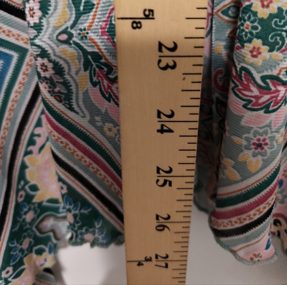 Floral Cover Up Top / Large - Picture 3 of 7